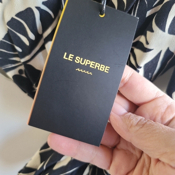 Le‎ Superbe, Crepe Floral Print Luau Tube Top, Black & White, Size M/L - Picture 14 of 14